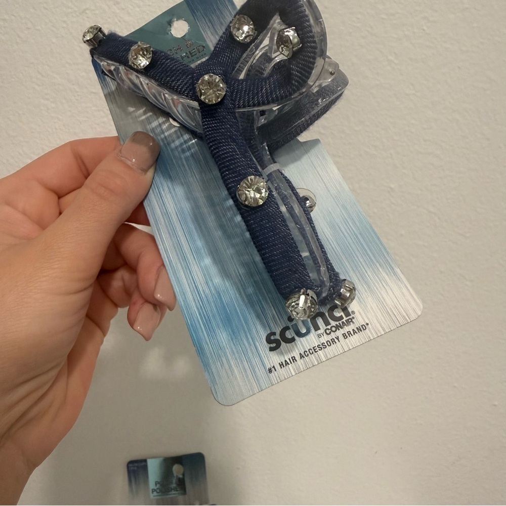 Scunci Conair Posh & Polished Blue Denim Rhinestone Hair Clip Bundle - Picture 3 of 6